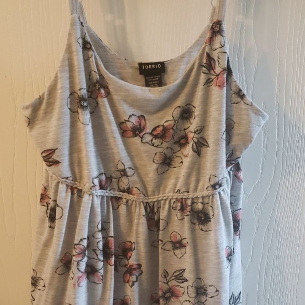 Torrid Grey Floral Tank Top
